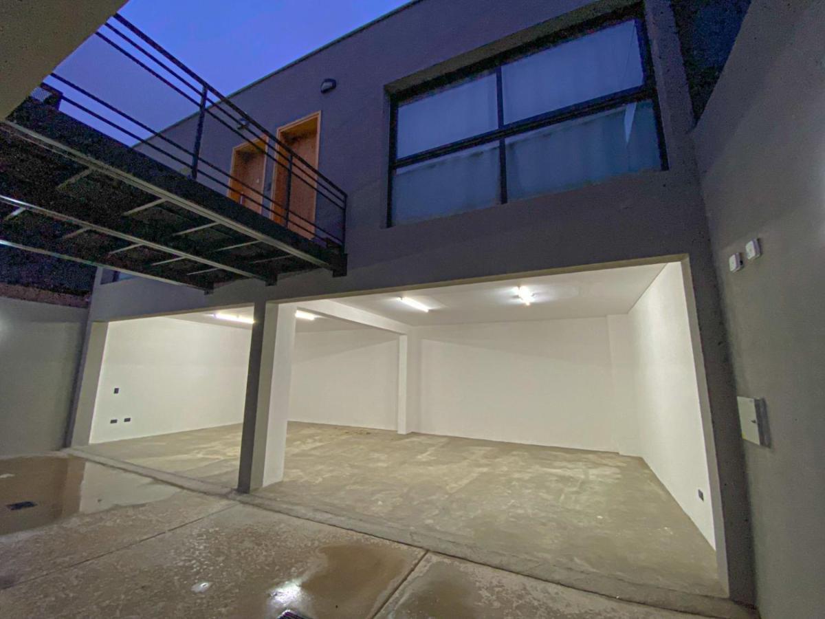 Luxury Apartments ميندوزا المظهر الخارجي الصورة